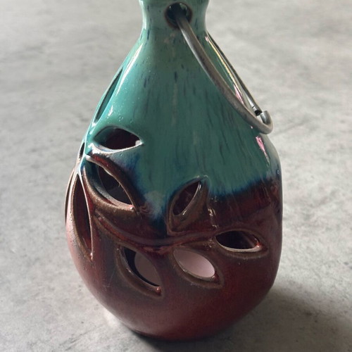 Candle holder like new, clay for tealight