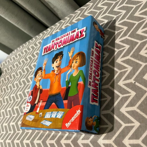 Pantomime board game like new