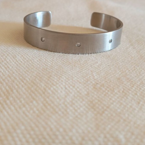 Steel bracelet like new with satin finish and stones