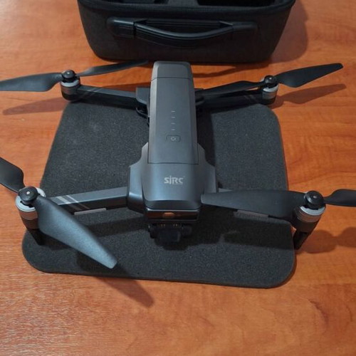 SJRC F22+ drone like new with 4K camera and 2 batteries
