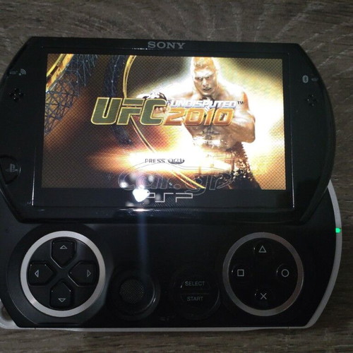 Psp Go 16 GB like new with 6 games and case