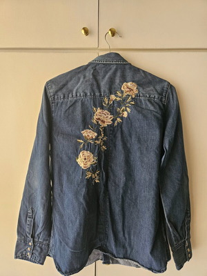 Zara Basic Dept Denim Shirt like new with pockets, size M