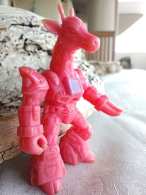 Teratomachos Pink Giraffe Hasbro 1986 like new