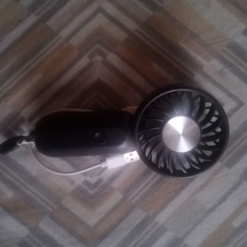 Mini rechargeable fan black, 3 speeds, USB cable, 13cm