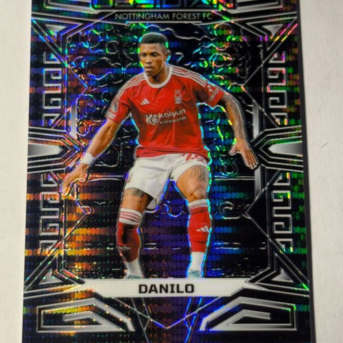 2023-24 Panini Obsidian Danilo card like new