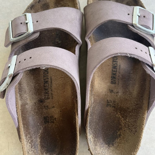 Birkenstock Arizona sandals size 35, lilac