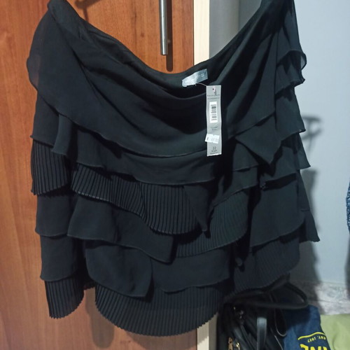 Black skirt new with tag