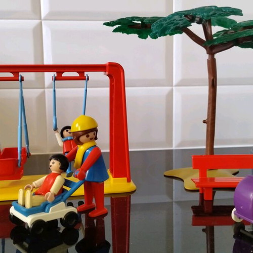 Playmobil Vintage 1974 collectible playground and rare Acacia tree like new