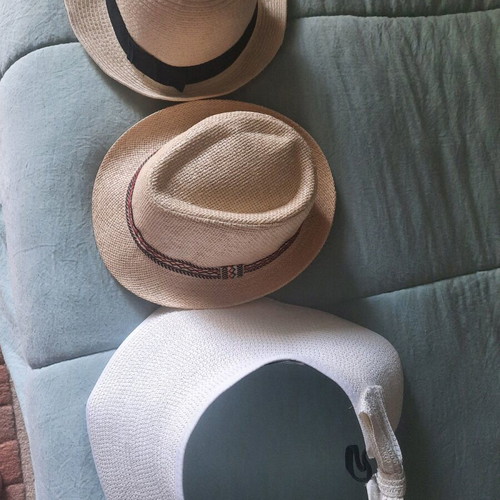 Straw hats used, size M