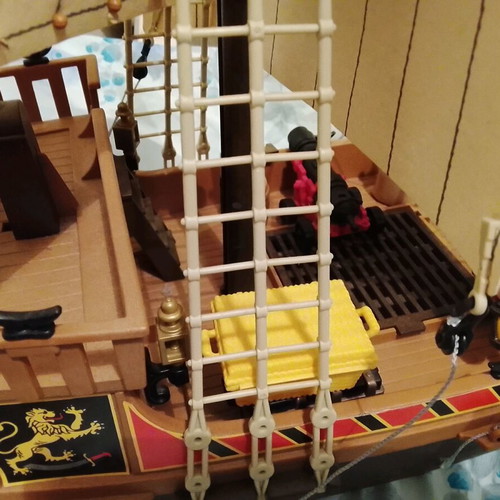 Playmobil 3750 v2 Pirate Ship like new, rare edition 1990
