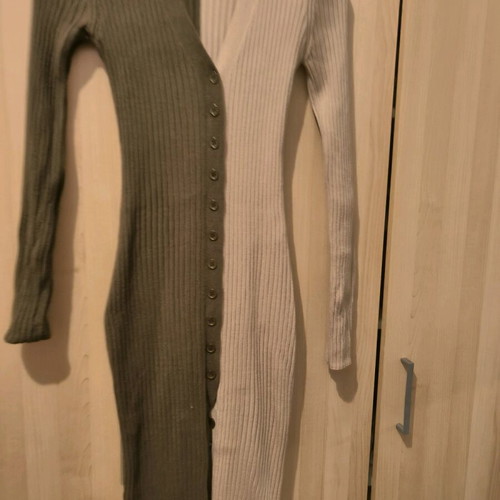 Poeta dress M-L like new two-tone with buttons