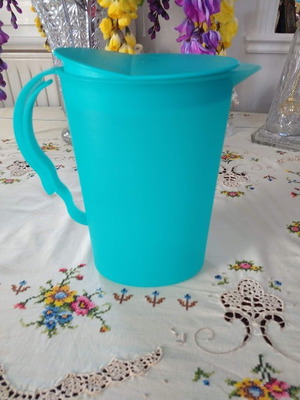 Κανάτα νερού Tupperware 2,2 λίτρα καινούργια