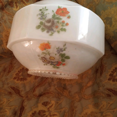 Vintage opaline lamp used with flowers from 1960
