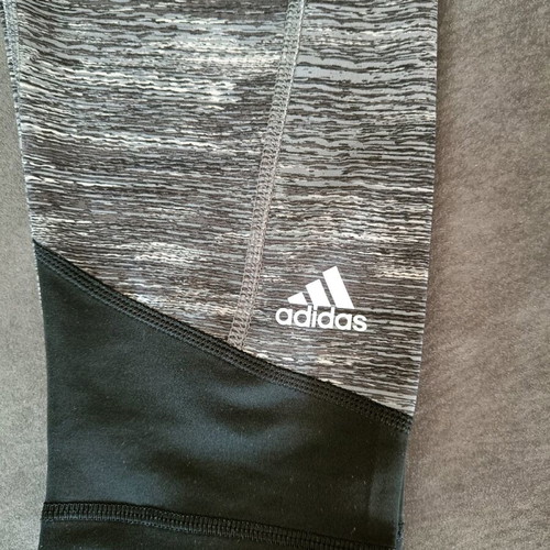 Adidas women's leggings S 3/4 length like new, black and grey