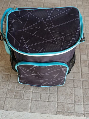 Ισοθερμική τσάντα ψυγείο 30L με ρόδες και ιμάντα ώμου σαν καινούργια