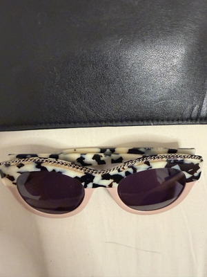Stella McCartney 0018/003 sunglasses, black and pink