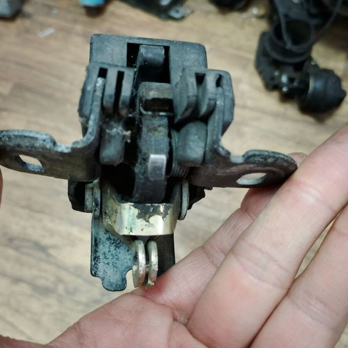 Locking mechanism for Renault Kangoo