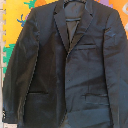 Davvero formal suit black like new