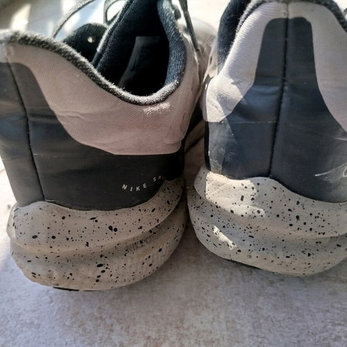 Nike athletic shoes used, size 37.5, gray