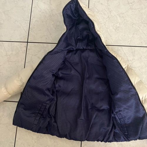Puffer jacket with hood Small like new, white, warm