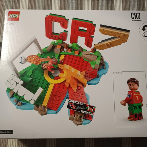 Lego Editions Messi, Mbappe, Ronaldo, Vini Jr new condition