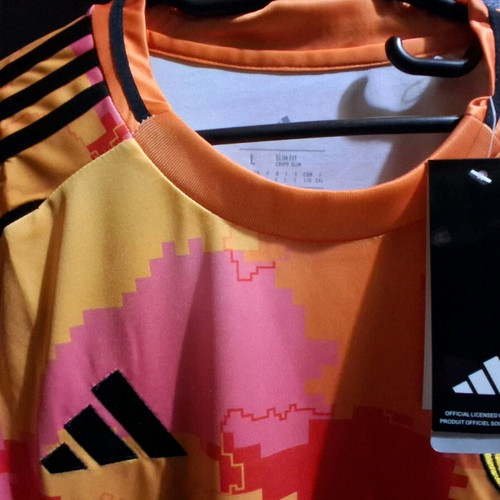 Paris F.C Away Jersey new, size Large