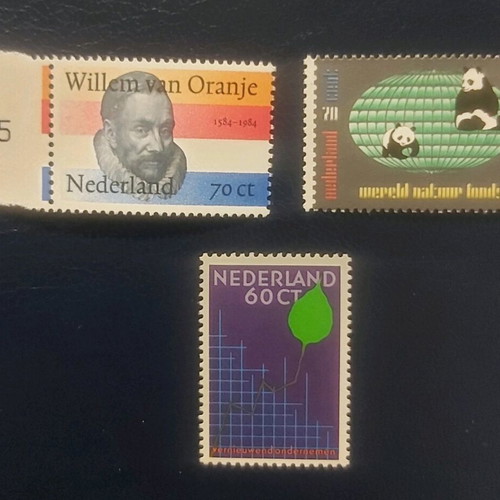 Foreign country stamps new, complete sets, unmounted mint