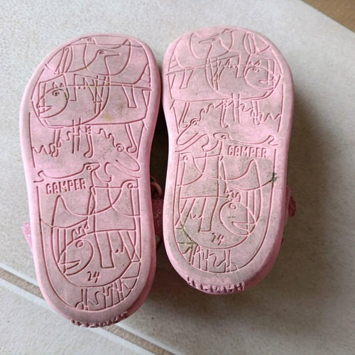 Camper sandals size 24 like new, pink