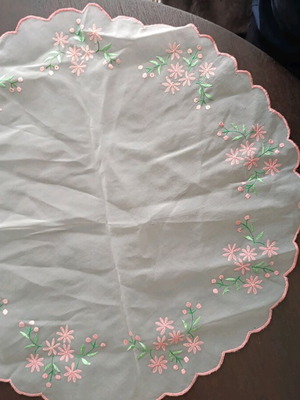 Table linen with delicate embroidery like new