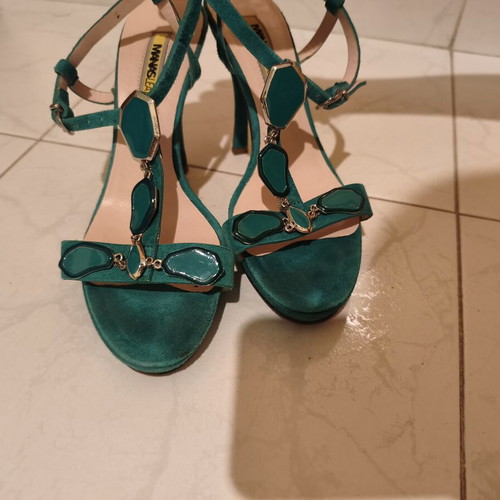 Manas Lea Foscati suede sandals like new, green, heel 10cm
