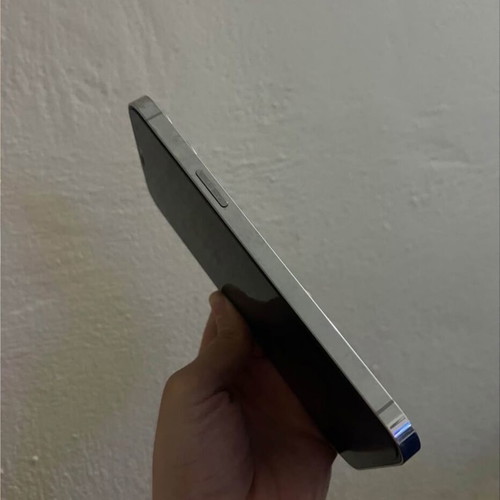 Iphone 12 Pro Max 128GB σαν καινούργιο με θήκη και καλώδιο φόρτισης