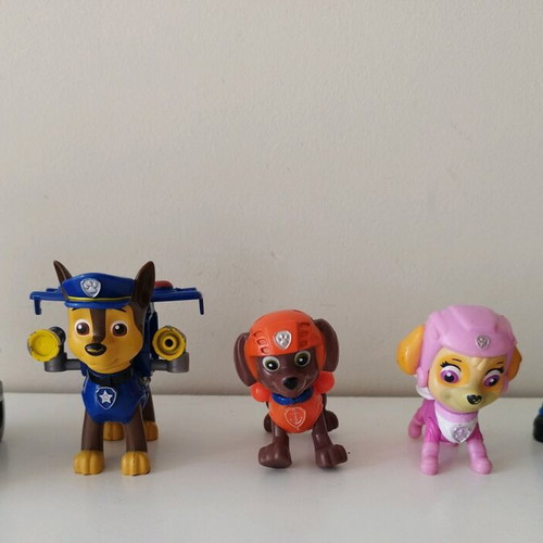 Paw Patrol figures like new, authentic