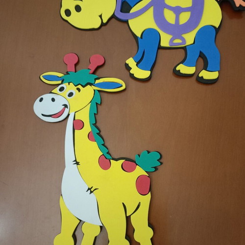 Decorative Wall Animals like new, foam material, giraffe and horse set