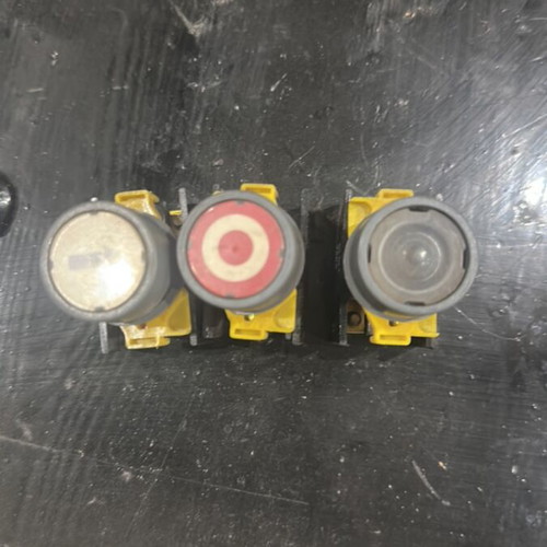 Tracon Electric industrial button used, 380V 10A