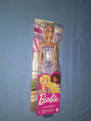 Barbie T7580 HJR93 καινούργιο μοντέρνο look