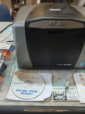 FARGO DTC1250e card printer like new