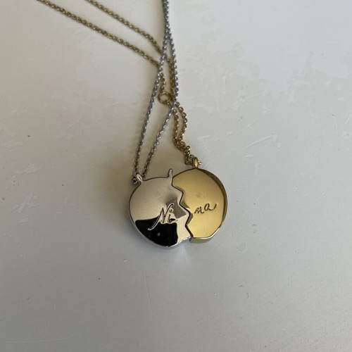 Nina Ricci collectible double necklace Nina & Luna, like new