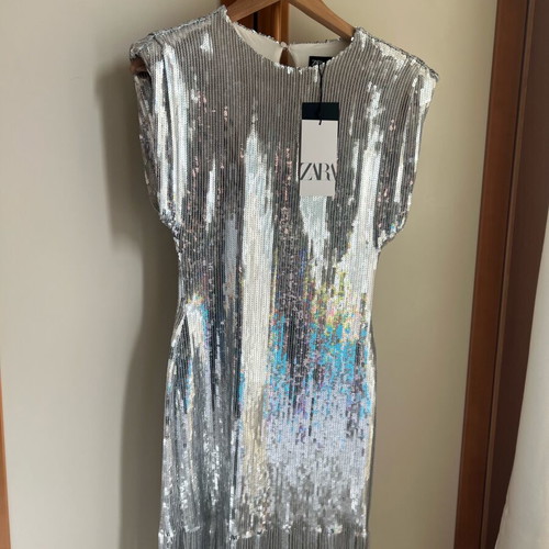 Zara silver dress like new, size small
