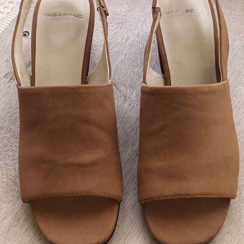 Vagabond Shoemakers Elena suede sandals size 37 new, brown