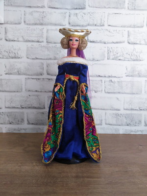 Barbie Medieval Lady The Great Eras Collection Mattel 1995 like new