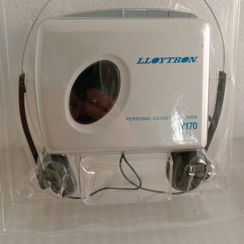 Vintage cassette player like new