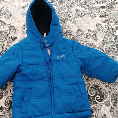 Baby jacket like new for 9 months or 71 cm