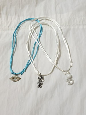 Set of 3 adjustable handmade necklaces with white and turquoise cords