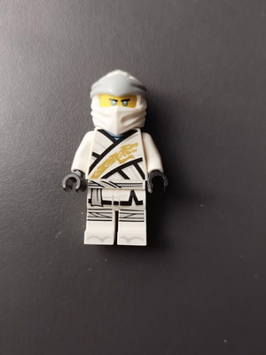 Lego Ninjago Zane Legacy μεταχειρισμένη φιγούρα, σε καλή κατάσταση