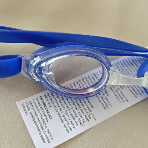 Swimming goggles new, adjustable size