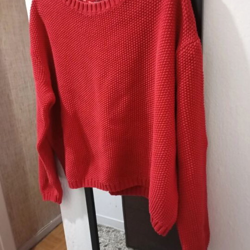 Bershka knitted women's sweater size S red like new