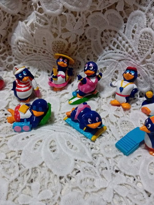 Kinder Pingouini complete set in very good condition