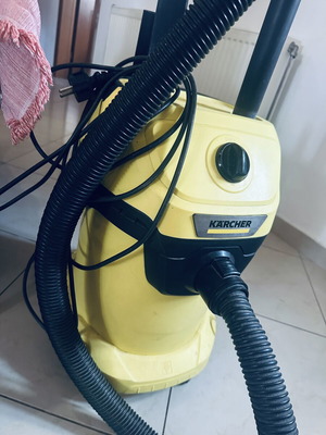 Karcher vacuum cleaner used, very good condition