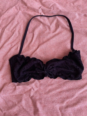 Μαγιό top bikini Calzedonia σε πολύ καλή κατάσταση, strapless, μαύρο