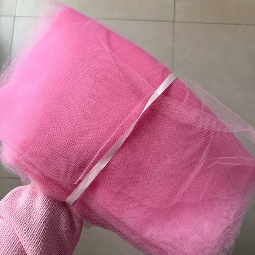Pink square tulle used 40x45, 95 pieces